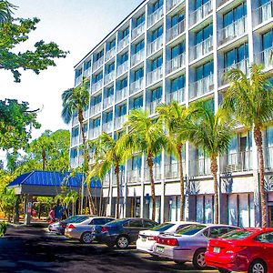 North Miami Beach Gardens Inn&Suites